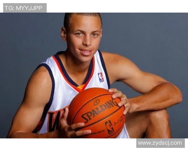 库里戴隐形眼镜的背后故事与篮球场上的精彩表现如何相辅相成 库里戴隐形眼镜的背后故事与篮球场上的精彩表现如何相辅相成