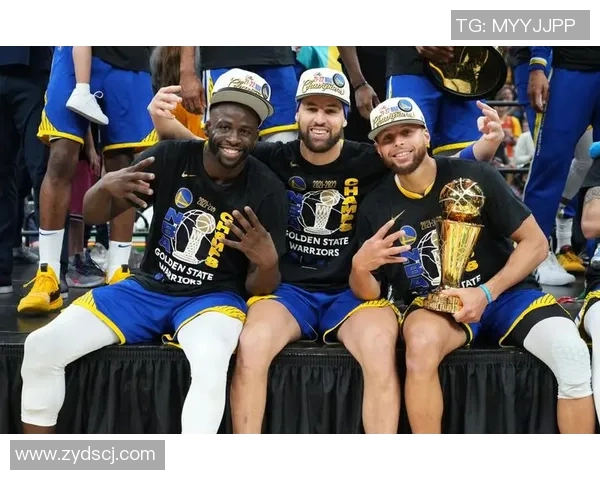 库里三分大赛决赛创纪录连中20球成功夺冠震惊全场 库里三分大赛决赛创纪录连中20球成功夺冠震惊全场