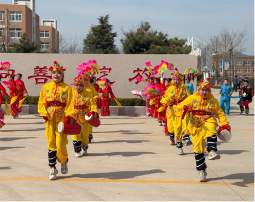 威尼克斯人注册烟台：“双大课间”体育改革 破解“课间圈养”难题